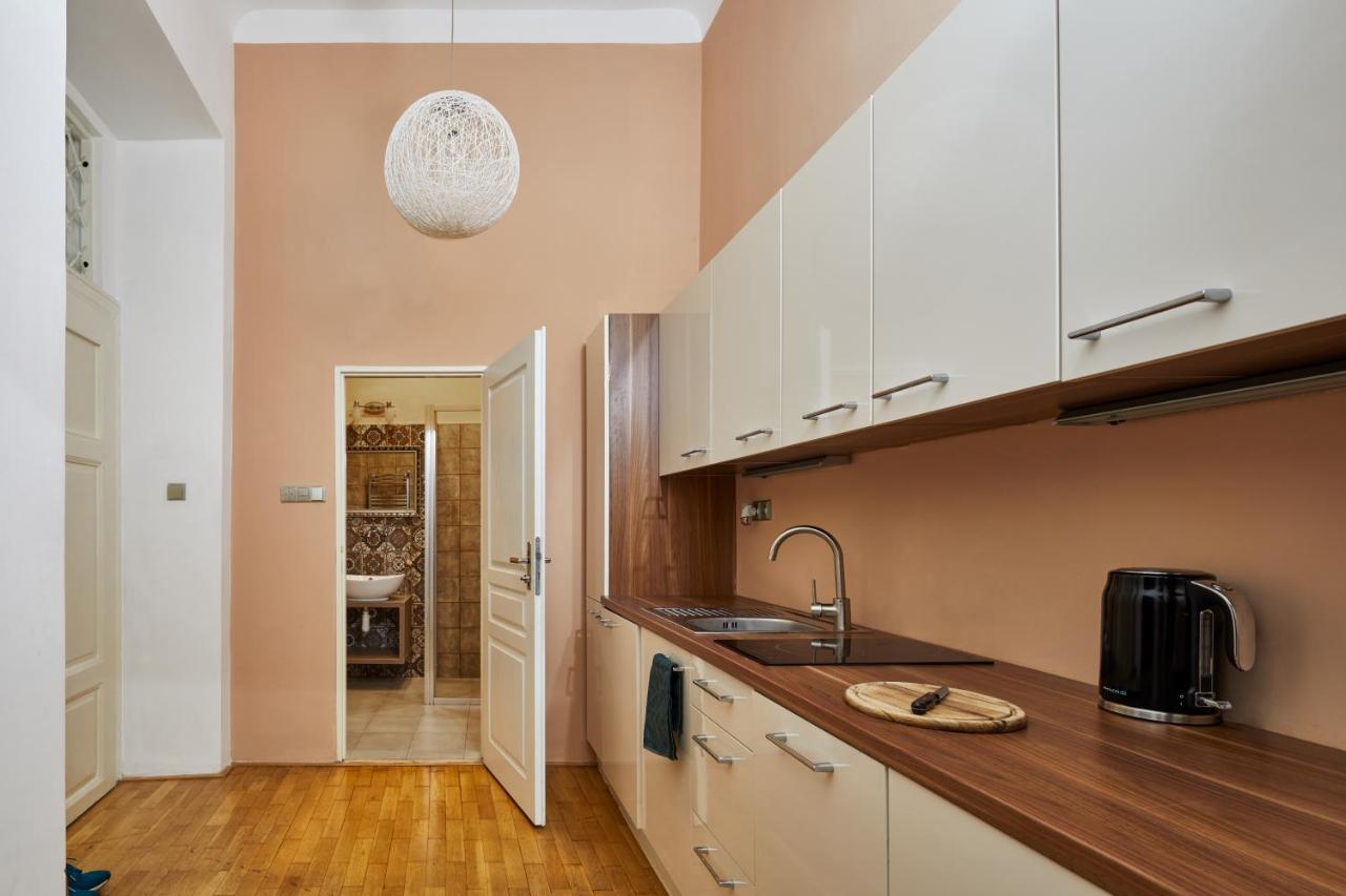 شقة Prague Days - Cozy Flat In The Old Town المظهر الخارجي الصورة